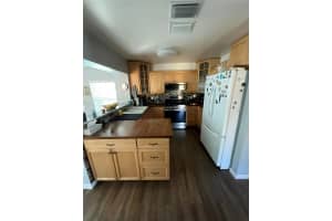 616 KINGS LANE, WINTER HAVEN, FL 33880 - MLS#MFRO6363915