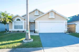 2622 MONTEGO BAY BOULEVARD, KISSIMMEE, FL 34746 - MLS#MFRO6364309