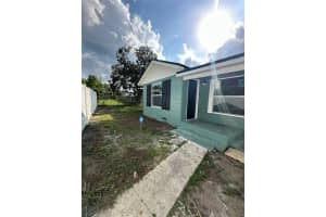 2015 Laurel St, BARTOW