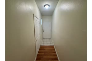 10412 VILLA VIEW CIRCLE, TAMPA, FL 33647 - MLS#MFRO6364687