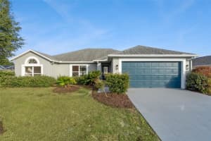2437 Ainsworth Ave, DELTONA