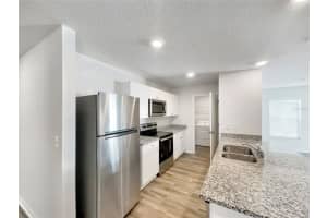 305 CAMELLIA COURT, KISSIMMEE, FL 34759 - MLS#MFRO6364853