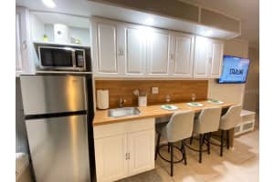 1233 ATLANTIC AVENUE, DAYTONA BEACH, FL 32118 - MLS#MFRO6364861