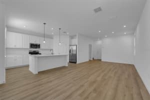 527 ORIENT AVENUE, DEBARY, FL 32713 - MLS#MFRO6365129