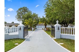 8162 OAK PARK ROAD, ORLANDO, FL 32819 - MLS#MFRO6365197