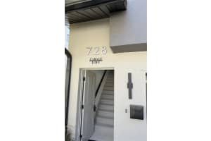 728 ELLWOOD AVENUE, ORLANDO, FL 32804 - MLS#MFRO6365439