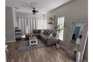 10106 REGENT SQUARE DRIVE, ORLANDO, FL 32825 - MLS#MFRO6365603