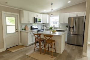 1220 DUSTIN DRIVE, LADY LAKE, FL 32159 - MLS#MFRO6365626