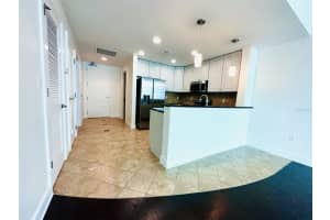 101 EOLA DRIVE, ORLANDO, FL 32801 - MLS#MFRO6365646