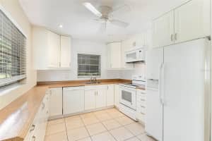 823 FIELD STREET, OVIEDO, FL 32765 - MLS#MFRO6365844