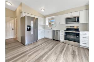 5812 22ND STREET, BRADENTON, FL 34207 - MLS#MFRO6365877