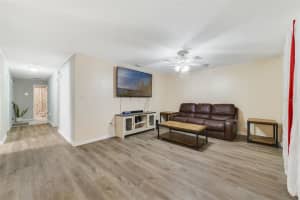 3215 TROY AVENUE, LAKELAND, FL 33803 - MLS#MFRO6365936