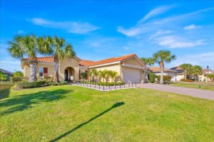 3221 SILVER FIN WAY, KISSIMMEE, FL 34746 - MLS#MFRO6365942