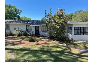 1613 Normandy Dr, MOUNT DORA