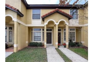 6001 Scotchwood Gln #27, ORLANDO