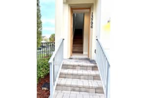 13796 ELIOT AVENUE, ORLANDO, FL 32827 - MLS#MFRO6366051