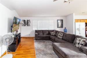 525 4TH AVENUE, LARGO, FL 33770 - MLS#MFRO6366064