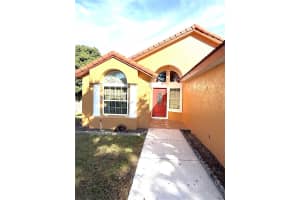 9217 VALENCIA PALMS DRIVE, ORLANDO, FL 32825 - MLS#MFRO6366075