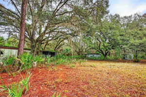 910 S COUNTY ROAD 21, HAWTHORNE, FL 32640 - MLS#MFRO6366156