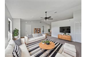 585 CAVALIER AVENUE, DELTONA, FL 32725 - MLS#MFRO6366189