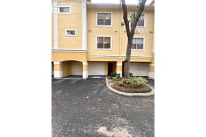 1711 SHADOW VIEW CIRCLE, MAITLAND, FL 32751 Sold 01/26/26