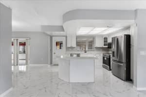 8609 SUNNY HOLLOW LANE, ORLANDO, FL 32819 Sold 01/02/26