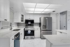 8609 SUNNY HOLLOW LANE, ORLANDO, FL 32819 Sold 01/02/26