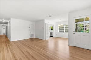 1039 THORNTON AVENUE, ORLANDO, FL 32803 - MLS#MFRO6366348