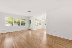 1041 THORNTON AVENUE, ORLANDO, FL 32803 - MLS#MFRO6366360