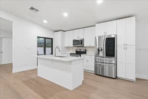 10619 ABINGDON CAMP, ORLANDO, FL 32817 - MLS#MFRO6366363