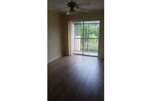 121 OYSTER BAY CIRCLE, ALTAMONTE SPRINGS, FL 32701 - MLS#MFRO6366378