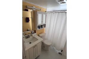 240 NORTHAMPTON L #240, WEST PALM BEACH, FL 33417 - MLS#MFRO6366639