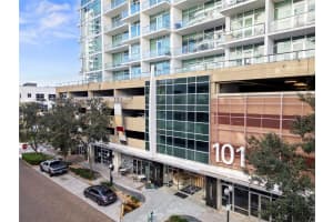 101 EOLA DRIVE, ORLANDO, FL 32801 - MLS#MFRO6366764