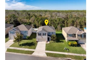 2470 VALHALLA DR, TAVARES, FL 32778 - MLS#MFRO6366839