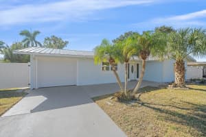 2138 PINE TERRACE, SARASOTA, FL 34231 - MLS#MFRO6367163