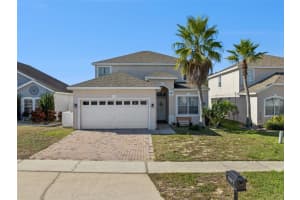 507 Gleneagles Dr, DAVENPORT