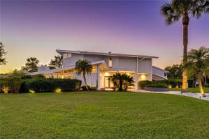 8922 BAY COVE COURT, ORLANDO, FL 32819 - MLS#MFRO6367349