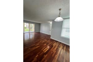 528 ORANGE DRIVE, ALTAMONTE SPRINGS, FL 32701 - MLS#MFRO6367355