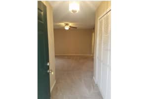 3729 LAKE ORLANDO PARKWAY, ORLANDO, FL 32808 - MLS#MFRO6367378