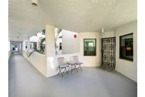 5055 DIXIE HIGHWAY, PALM BAY, FL 32905 - MLS#MFRO6367493