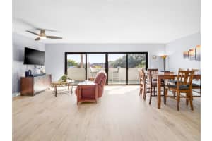 5055 DIXIE HIGHWAY, PALM BAY, FL 32905 - MLS#MFRO6367493