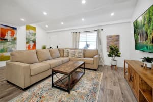 1568 OAK LEAF LANE, KISSIMMEE, FL 34744 - MLS#MFRO6367526