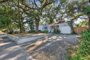 1209 CRENSHAW STREET, TAMPA, FL 33604 - MLS#MFRO6367540
