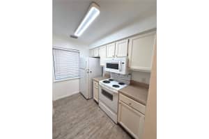 202 RIVERBEND DRIVE, ALTAMONTE SPRINGS, FL 32714 - MLS#MFRO6367569