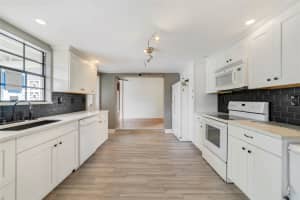 6615 BEAMER WAY, ORLANDO, FL 32807 - MLS#MFRO6367632