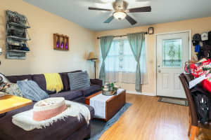 1334 Quintuplet Dr Casselberry, FL 32707 - Off Market