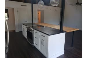 205 FAIRWAY DRIVE, LONGWOOD, FL 32779 - MLS#MFRO6367729