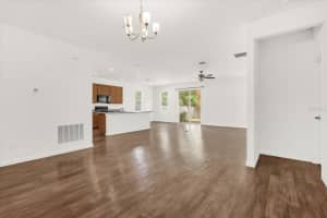 2367 LINER AVENUE, APOPKA, FL 32703 - MLS#MFRO6367838