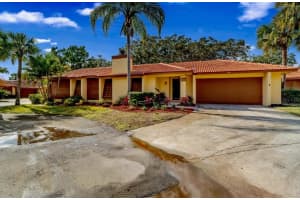 5047 JAMAICA CIRCLE, ORLANDO, FL 32808 - MLS#MFRO6367891