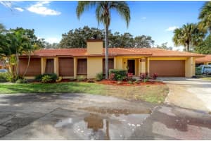 5047 JAMAICA CIRCLE, ORLANDO, FL 32808 - MLS#MFRO6367891